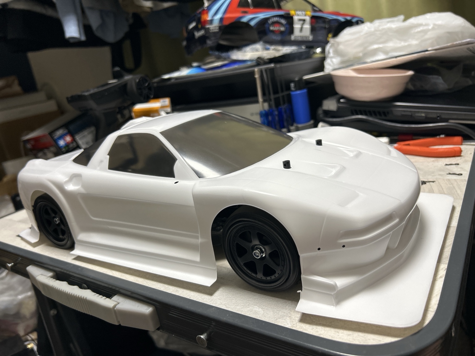 完成済みTT-02へHonda NSXボディを載せた状態